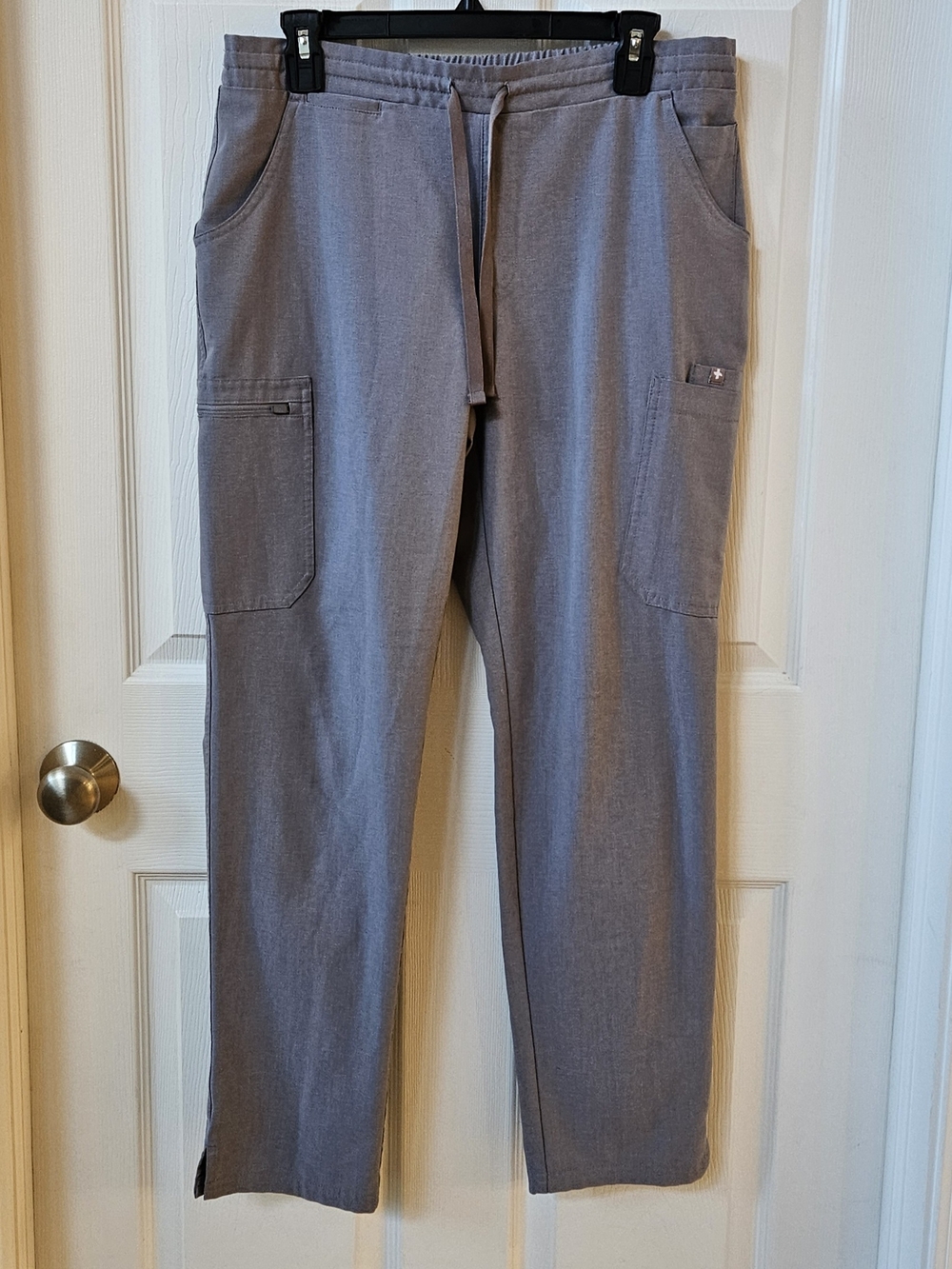 FIGS Light Gray Scrub Pants Size M Straight Leg Elastic Waist